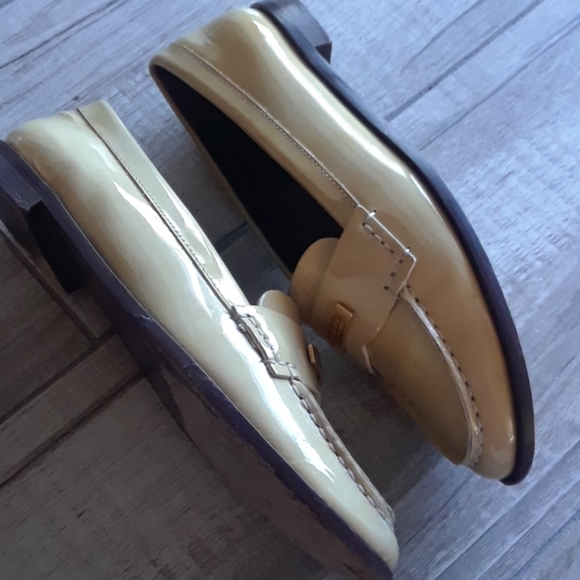 BURBERRY LOAFERS..SIZE 39 - Picture 3 of 12